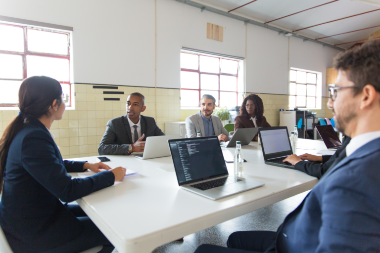 Enterprise IT solutions in Dubai with IT professionals and modern infrastructure